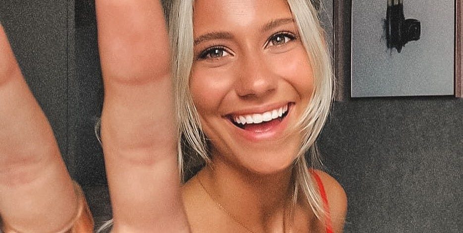 De Instagram-foto’s van Celine (ex-Miss België) toveren een lach op je gezicht