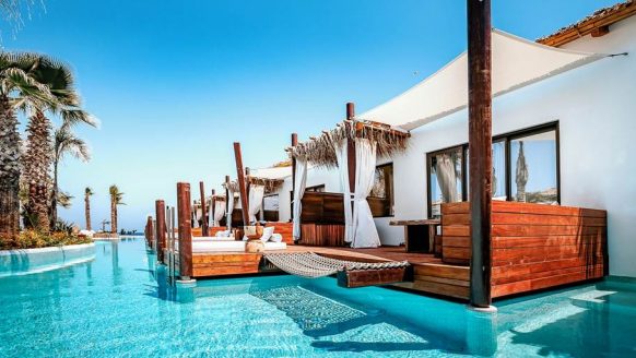 Goedkoop hotel in Europa is ‘de ervaring op de Malediven in de Middellandse Zee’
