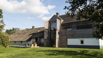 ‘De mooiste woonboerderij van heel Nederland’ is eindelijk verkocht