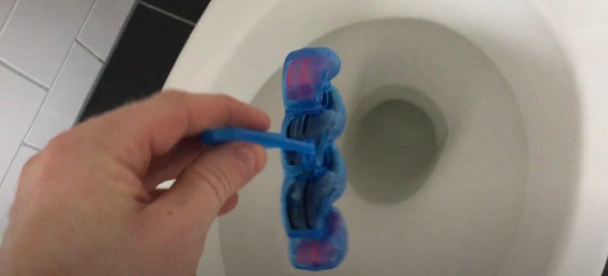 Lifehack: je hangt het toiletblokje al heel je leven verkeerd op in de wc
