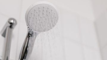 Hoe duur is douchen? De gemiddelde kosten (gas & elektrisch) in 2022
