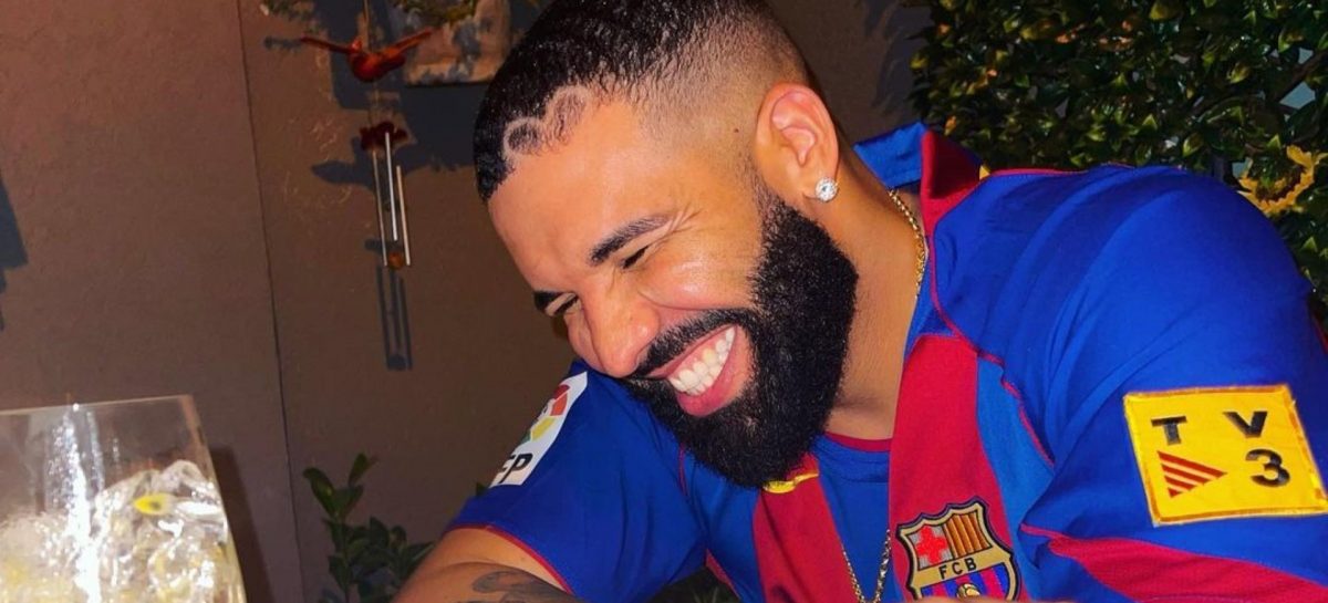 Drake verliest megabedrag door verloren voetbalwedstrijd