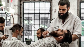 Barber knipt demente man al vijf jaar voor nop