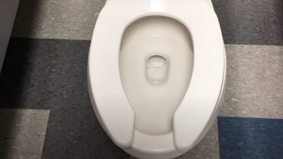 Waarom hebben sommige wc’s een toiletbril met een U-vorm?