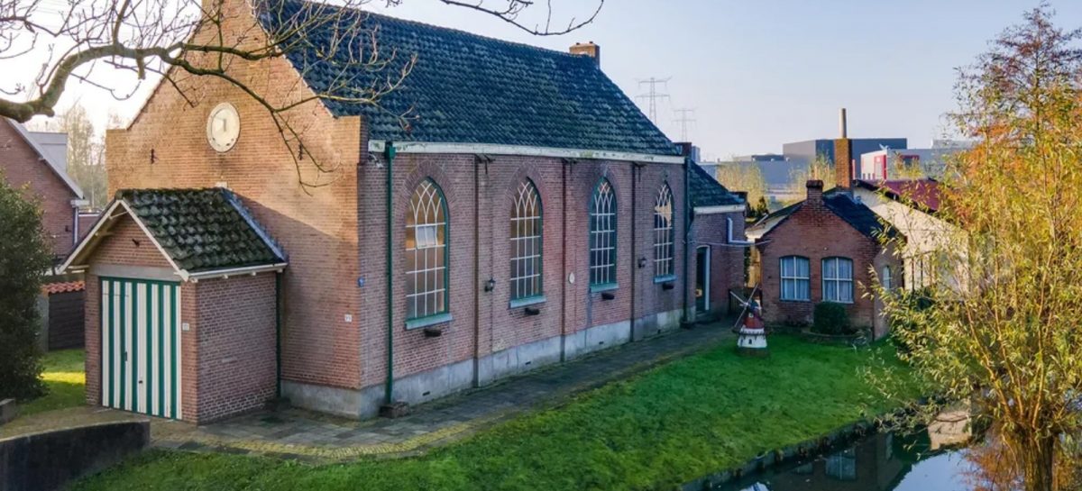 De perfecte opknapper: oude kerk in Dordrecht staat nu te koop op Funda