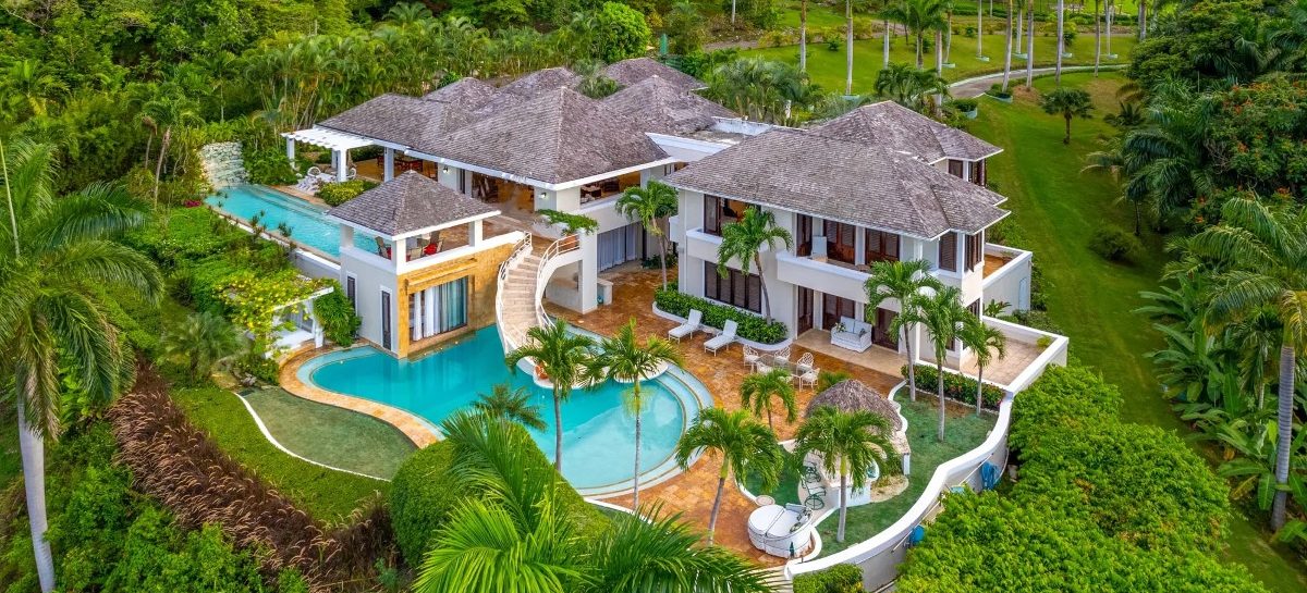 Voor €2.304,- per nacht kunnen jij en je vrienden in de dikste villa van Jamaica overnachten
