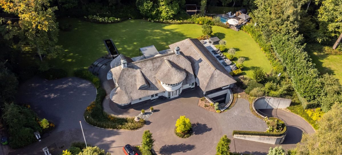 Een van de mooiste landhuizen van Nederland staat nu te koop op Funda