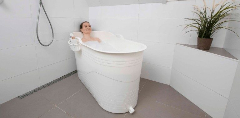 Op Bol.com is nu een XL-variant zitbad te koop