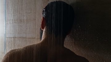 7 redenen waarom je in de ochtend een koude douche moet nemen