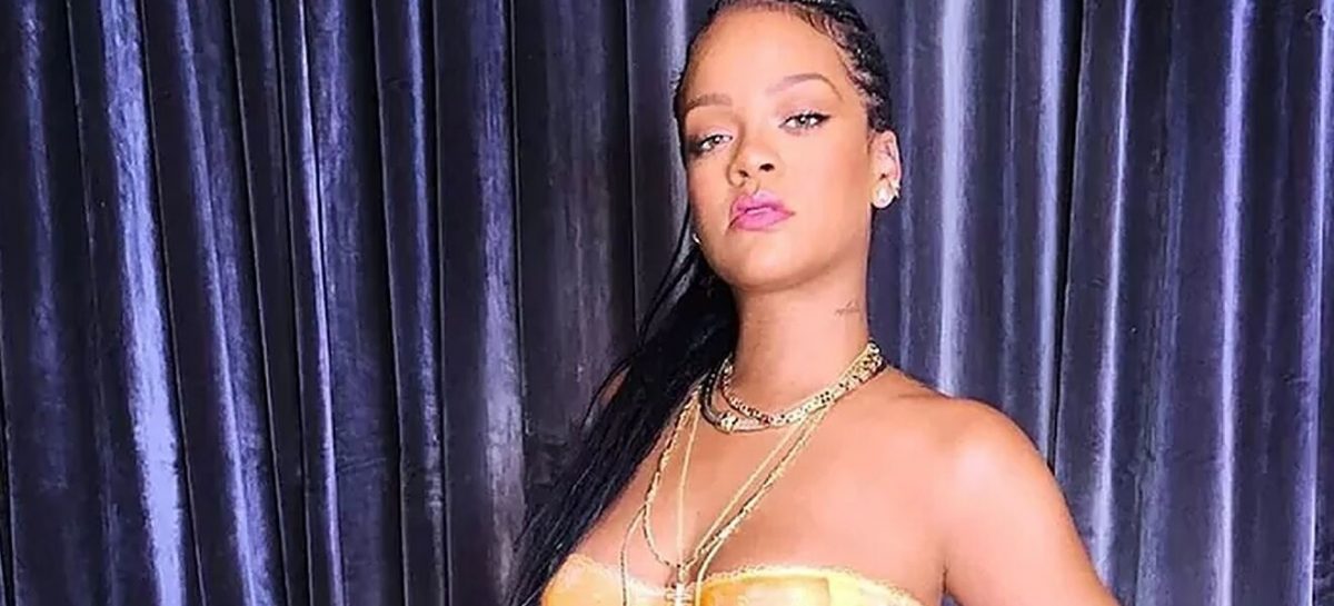 Zoveel kreeg Rihanna betaald voor haar Super Bowl-optreden