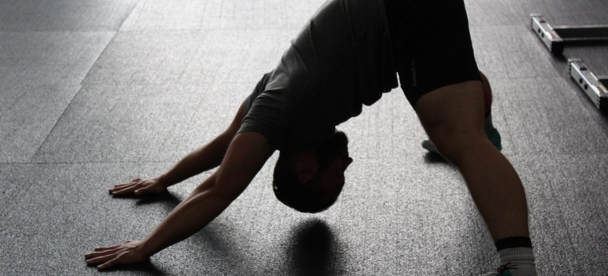 Wat is het verschil tussen yoga en stretchen?