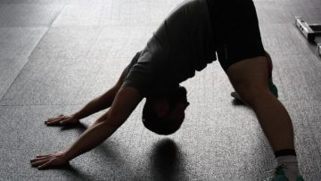Wat is het verschil tussen yoga en stretchen?