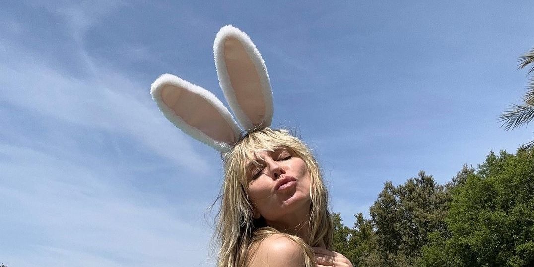Heidi Klum wenst Instagram-volgers fijne Pasen met topless konijnen-foto