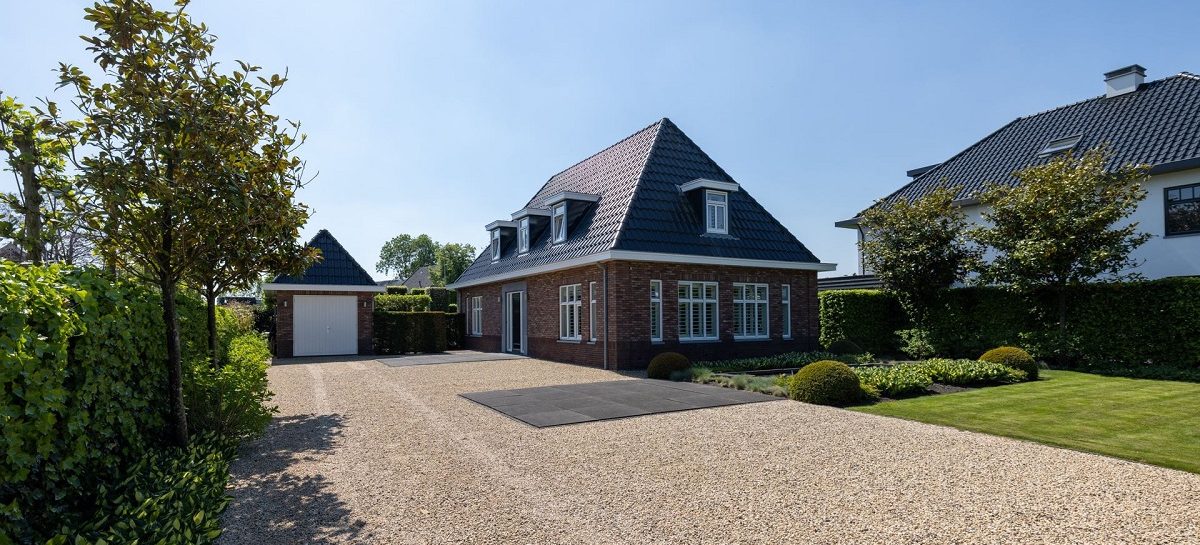 Justin Bijlow koopt een prachtige villa net buiten Rotterdam