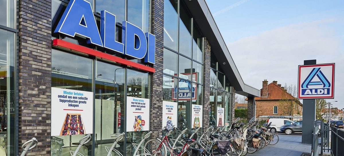 ALDI verkoopt een speciale e-bikehelm met allerlei snufjes (€59,99)
