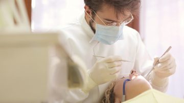 ‘Lachend’ geld verdienen: wat is het gemiddelde salaris van een orthodontist?