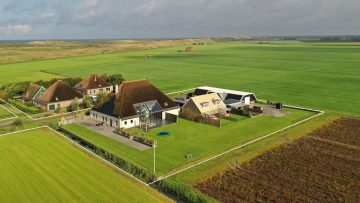 Funda-droom: een van de mooiste woonboerderijen van Nederland staat nu te koop voor €1.900.000