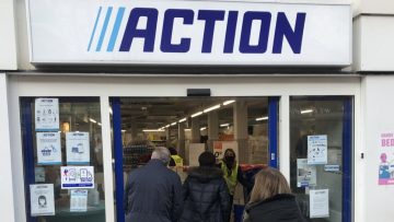 Action verkoopt nu een 4-in-1 juicer en blender (€ 59,95)
