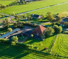 Funda droomwoning: woonboerderij op 20 min. van Amsterdam én naast de golfbaan
