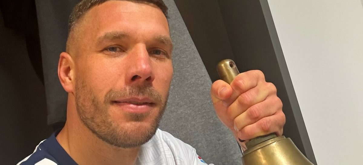 Lukas Podolski: van profvoetballer naar succesvolle ondernemer met een vermogen van € 180 miljoen