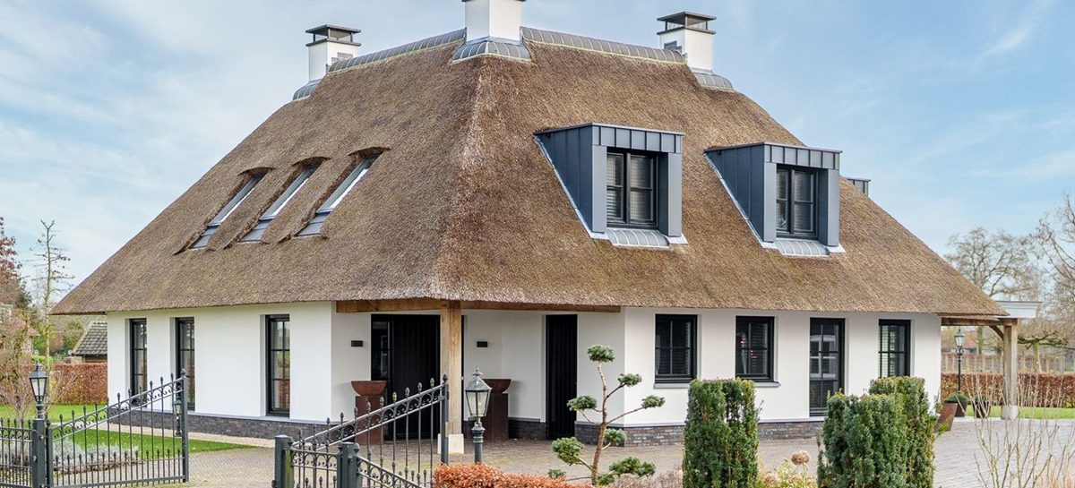 Funda mannendroom: prachtig landhuis met bruine kroeg staat nu te koop voor € 1.790.000,-
