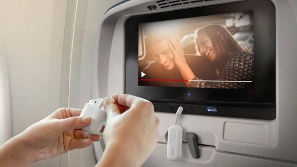 Met de AirFly Pro kun jij jouw oordopjes koppelen aan vliegtuigschermpjes
