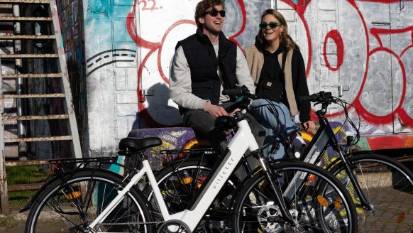 Nu bij Albert Heijn: stijlvolle e-bikes voor slechts € 999,- (in 3 kleuren verkrijgbaar)