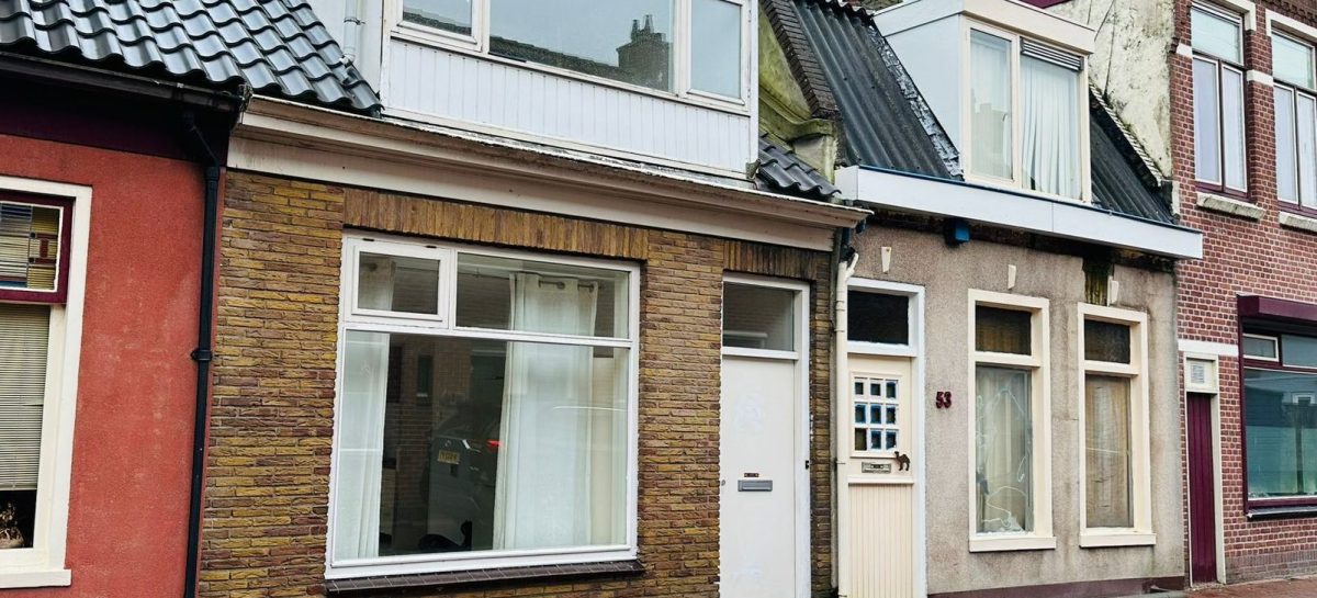 Funda opknapper: kluswoning in Den Helder kost slechts € 130.000,-