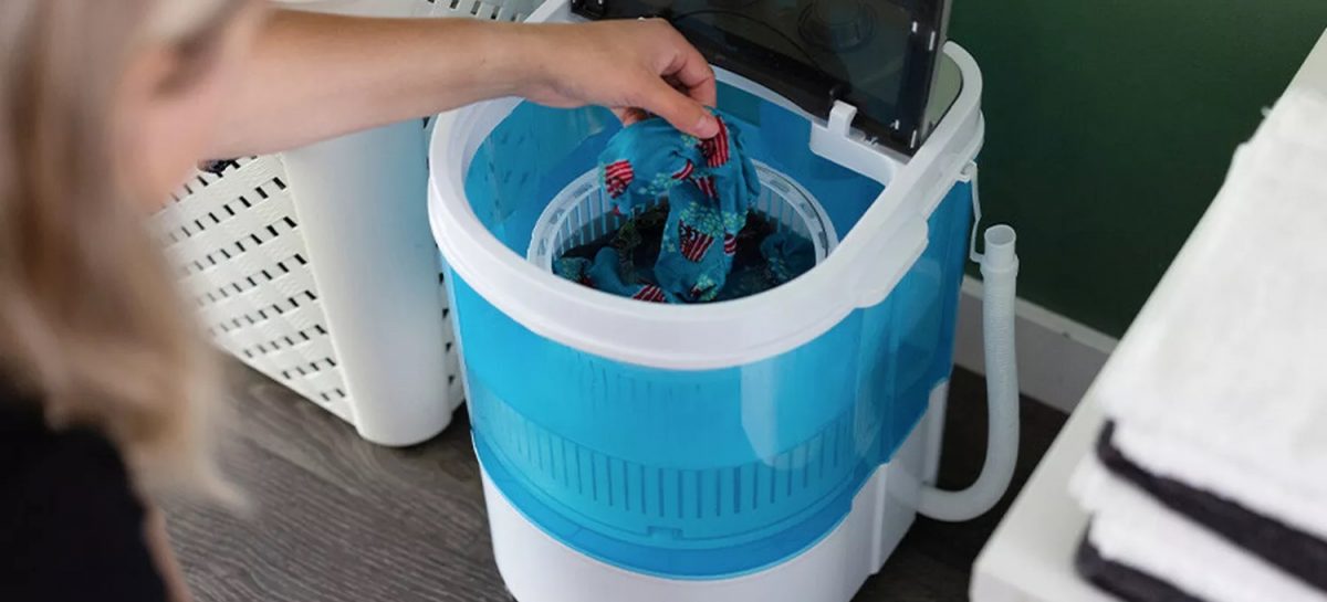 De Action verkoopt nu een mini-wasmachine voor kleine woningen