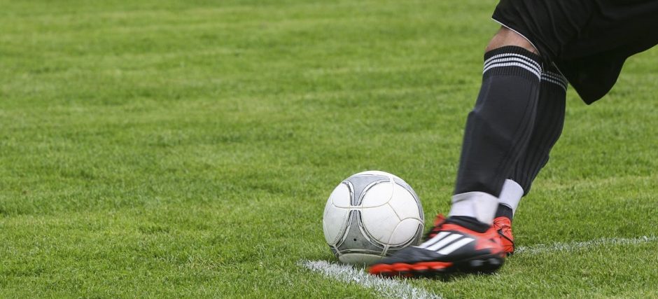 Hoeveel verdient een amateurvoetballer gemiddeld per maand?