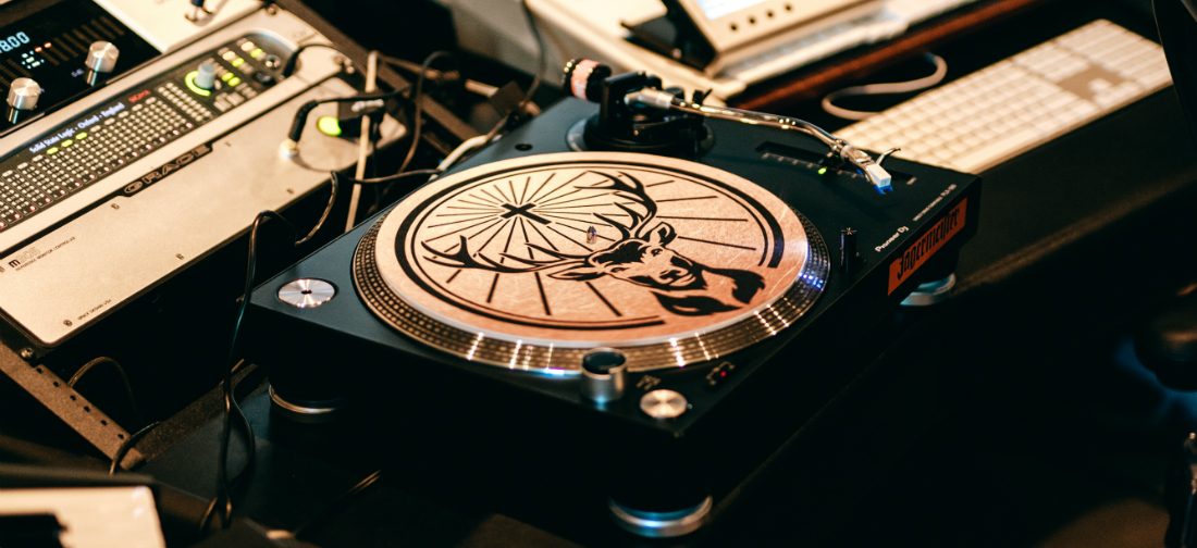 Jägermeister brengt een ode aan muziek en vinyl