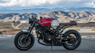 Deze custom Ducati Cafe Racer is een waar monster