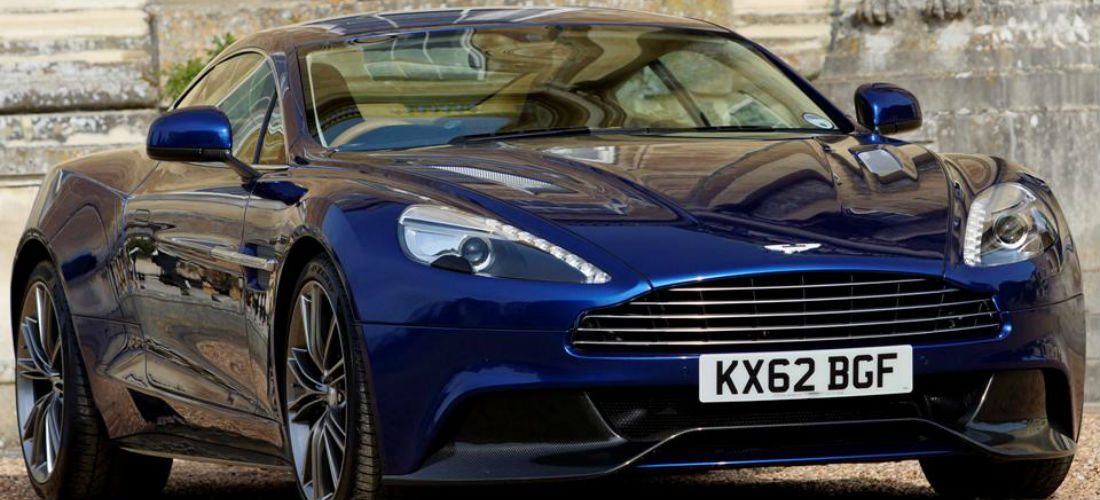 James Bond-acteur verkoopt zijn Aston Martin Vanquish Centenary