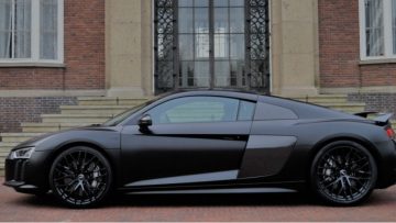 Deze brute Satin Black Audi R8 + V10 staat te koop in ons eigen land