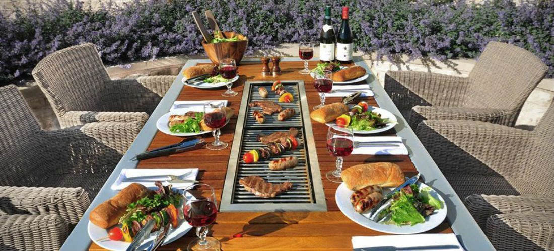 Door deze next-level tafel wordt jouw barbecue beter dan ooit tevoren