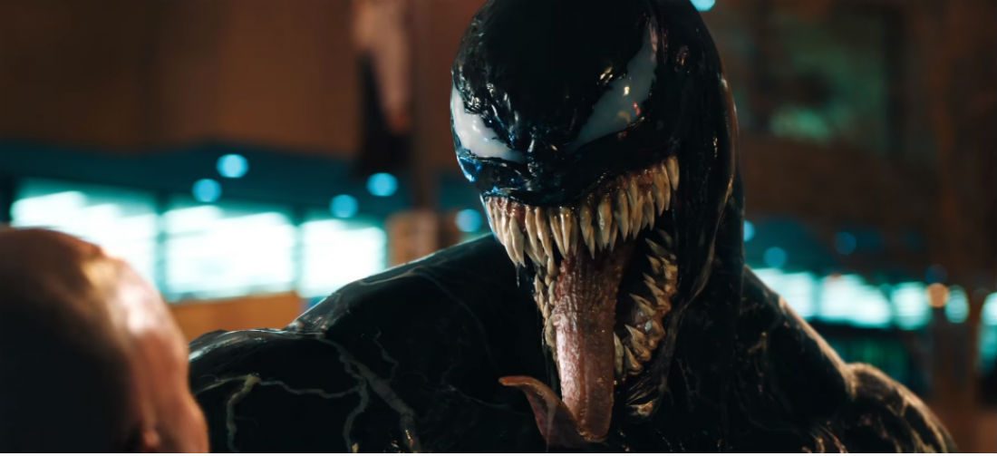 Venom krijgt het zwaar te verduren: één van de slechtste superheldenfilms ooit