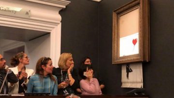 Dit Banksy-schilderij vernietigde zichzelf nadat ‘ie voor ruim 1 miljoen geveild is