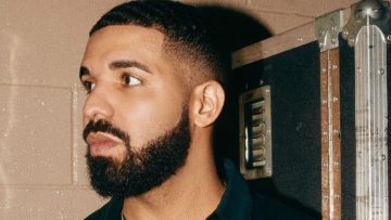 Drake showt zijn bizarre, erotische horloge van 750.000 dollar
